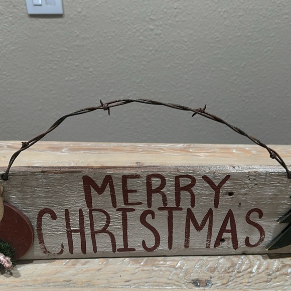 Rustic Merry Christmas Wood Sign - Picture 7 of 13